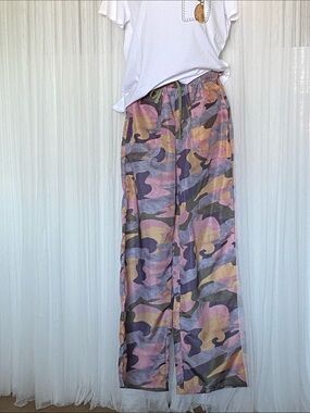 Almost Famous Nylon Camouflage Wide Leg Pants Pockets Elastic Waistband Small